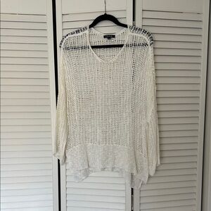 CHARLIE B Elegant White Knit Top